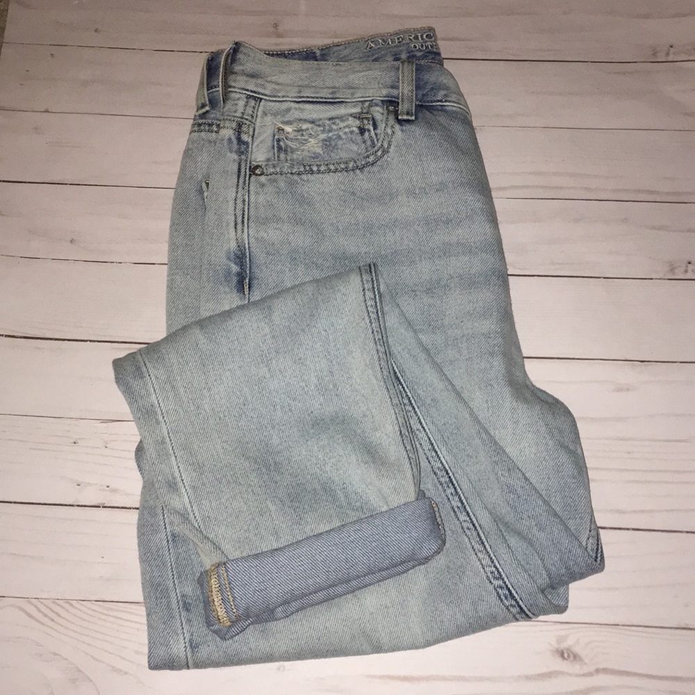 NWT America eagle mom jeans